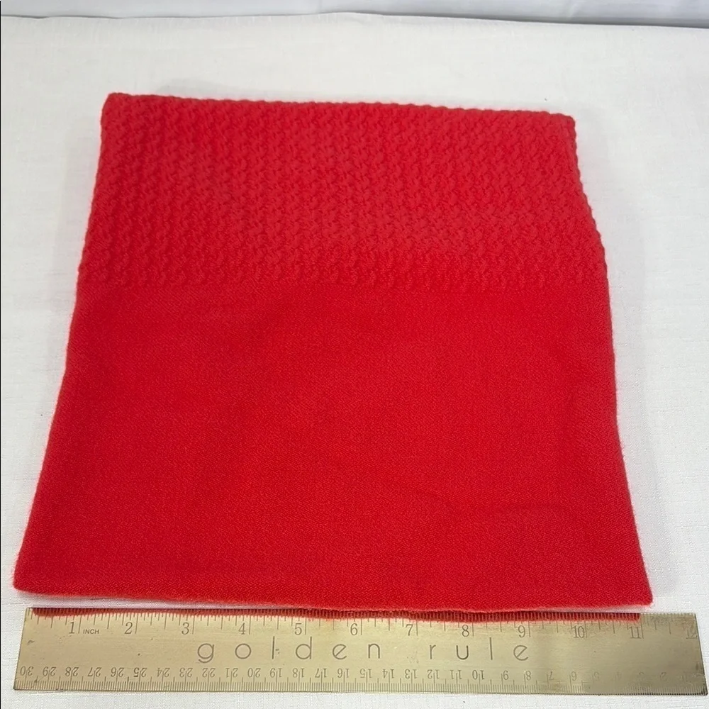 🍌Vibrant Red Soft Fabric dust bag Design
